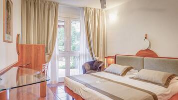 1 habitación y caja de seguridad en la habitación