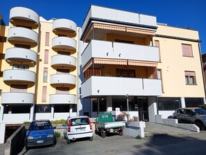 Exterior - x6 people 3 minutes from beach, 7 minutes from station, ideal base for 5 Lands (Levanto)