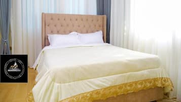 Deluxe Double Room, Balcony, Lake View