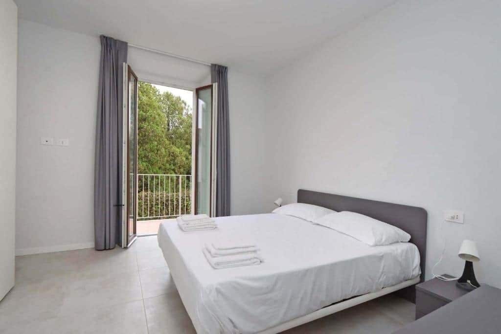 Fer et planche à repasser, Wi-Fi, draps fournis