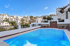 Pool - Sea View Home with 3 Terraces near Burriana Beach (Nerja)
