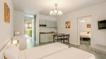 Comfort Apartment, Balcony | Cots/infant beds, free WiFi, bed sheets