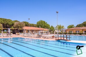 Seasonal outdoor pool - Hotiday Marina di Cecina (Cecina)