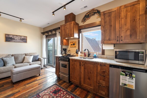 Private kitchen - New! Downtown Whitefish, Near Glacier National Park & Slopes, AC (Whitefish)