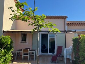 Villa | Exterior - Villa With Heated Pool and Private Garden (Homps)