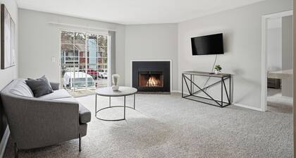 Bright Nashville Retreat w/ Balcony 217 Cozy Condo
