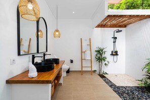 Basic Villa | Bathroom - Villa Terracotta (Tabanan)