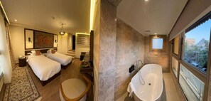 Junior Suite, Mountain View | Minibar, in-room safe, desk, blackout drapes - 7 Gates Boutique Hotel Pyramids (Giza)