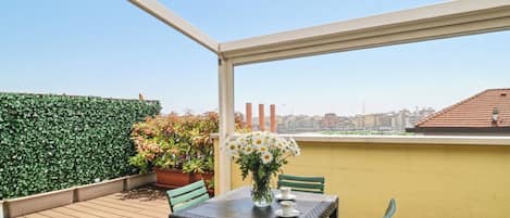 Apartment (1 Bedroom) | Interior