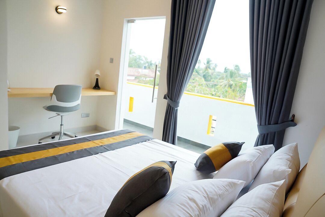 Deluxe Apartment, 2 Bedrooms, Balcony | Desk, laptop workspace, free WiFi