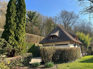 Exterior - Normandy cottage with natural swimming pool (Saint-Martin-Saint-Firmin)