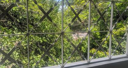 2 Bedroom Upstairs Large Flat in Portmore Pines