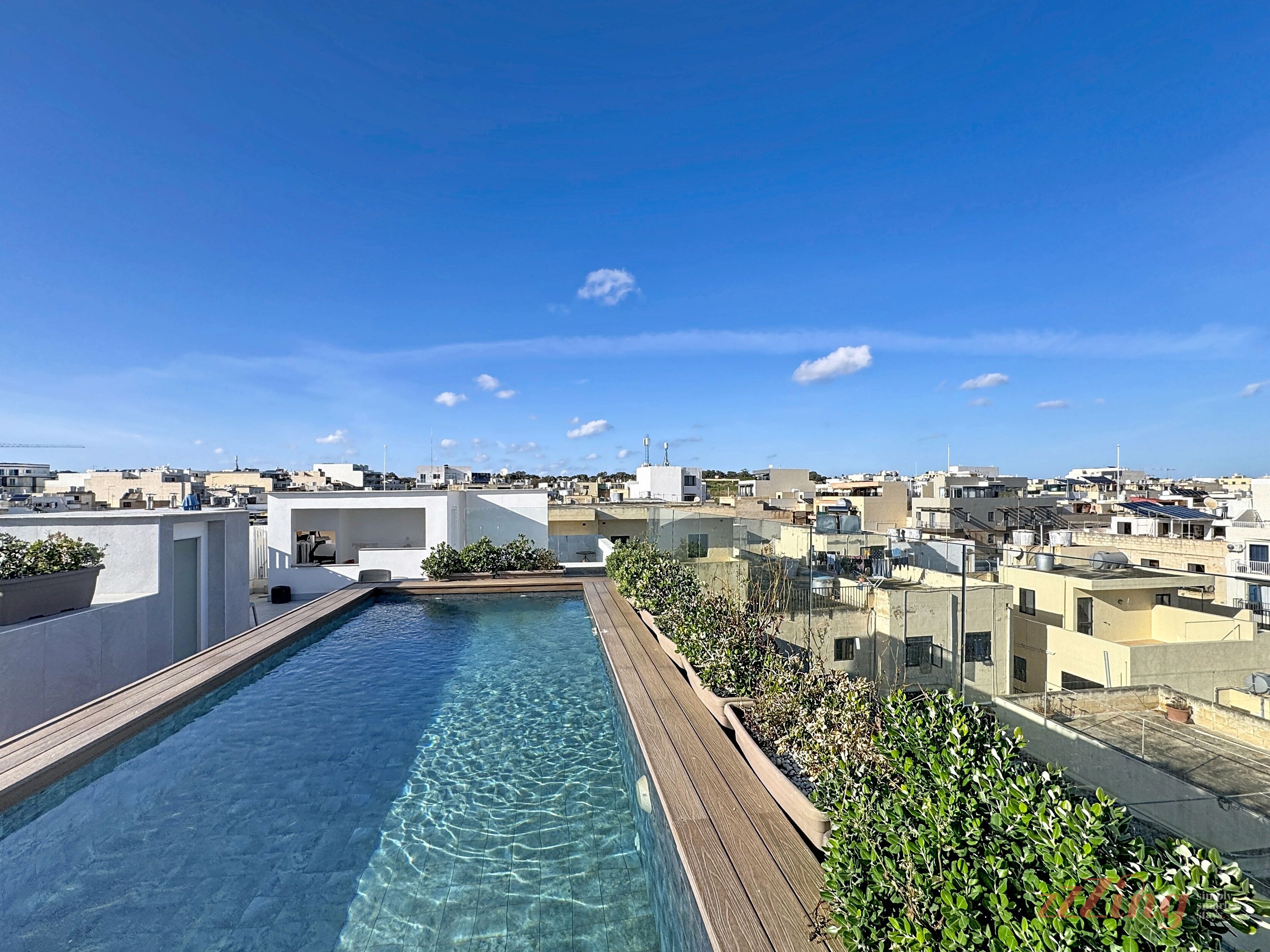 Piscina externa sazonal