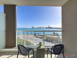 Kahden hengen superior-huone (yksi tai kaksi sänkyä), parveke, merinäköala | Ulkoalueet