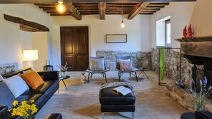 Villa, Smoking | 4 bedrooms - Col di Luce 8 by Marche Holiday Villas (Pergola)