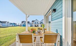 Outdoor dining - SalzWasserHerz - Sauna, Fireplace, Washing Machine, Terrace, Car Parking (Olpenitz)