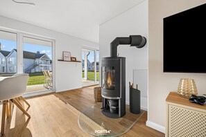Interior - SalzWasserHerz - Sauna, Fireplace, Washing Machine, Terrace, Car Parking (Olpenitz)
