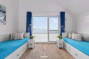Desk, iron/ironing board, travel cot, free WiFi - Flow - Sea view, washer-dryer, roof terrace, parking space, sauna (Olpenitz)