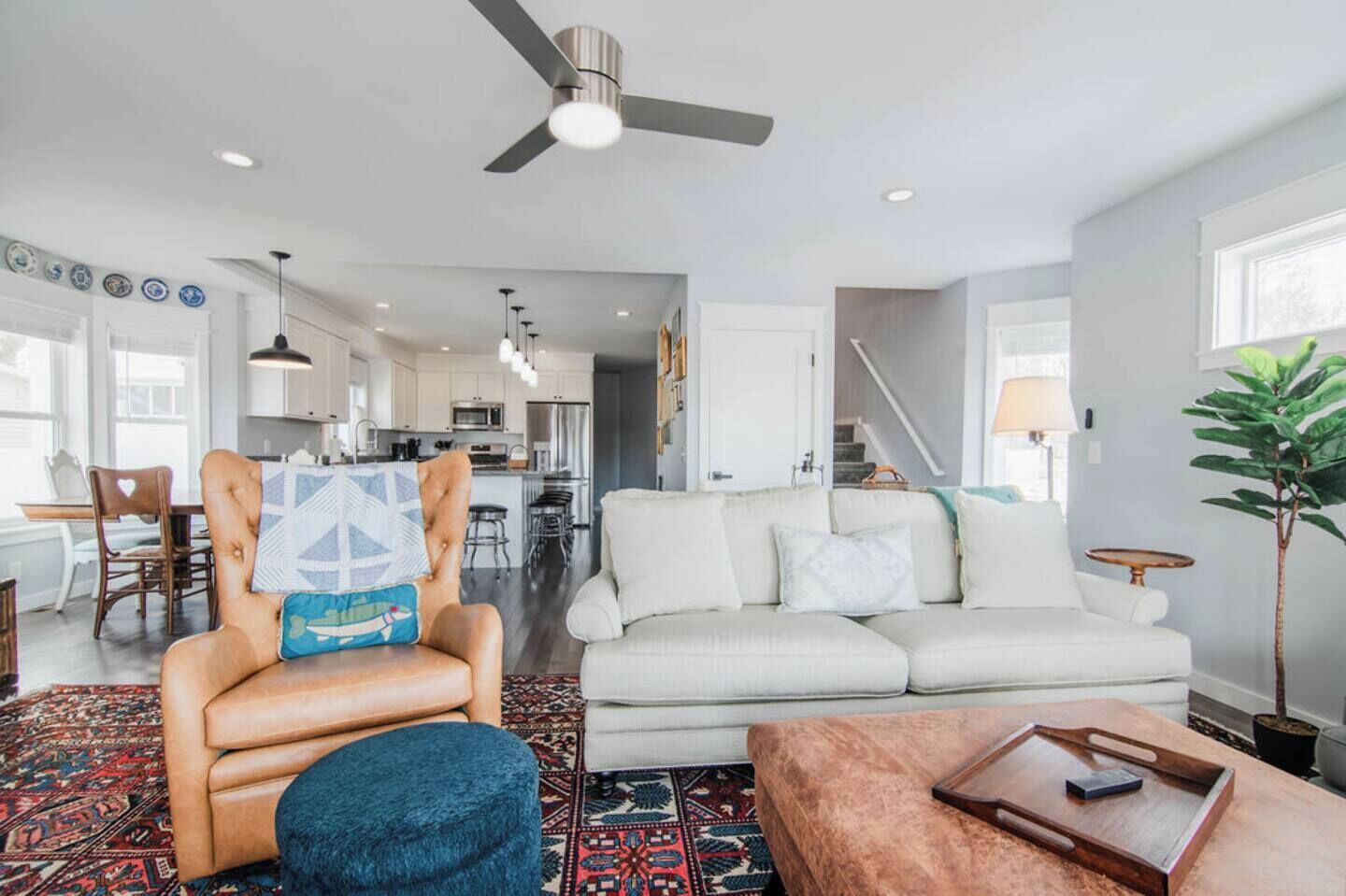 Smart TV, fireplace, video games, offices