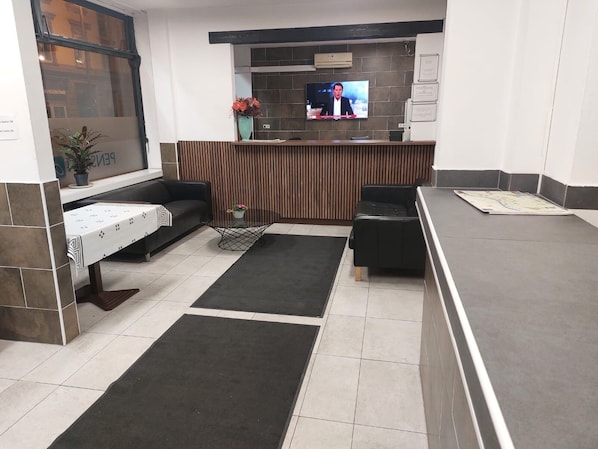 Lobby - Pension Alpha (Frankfurt)