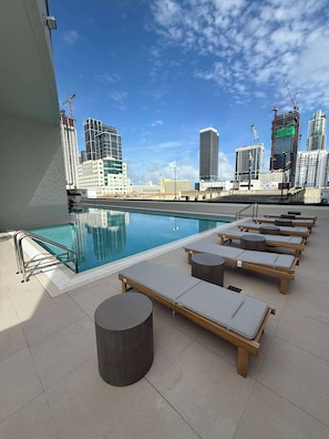 House - Downtown Miami 1BR Walk to Bayside Kaseya Gym Pool (Miami)