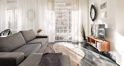 Eulalias Lodges Barcelona