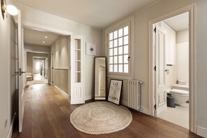 Interior - Enjoy Apartments Augustina's Grand Family Suite (Barcelona)