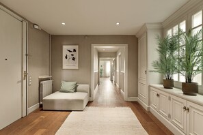 Interior - Enjoy Apartments Augustina's Grand Family Suite (Barcelona)