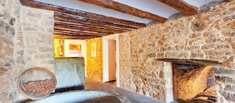 Casa Fumanal - Unique Property for up to 24