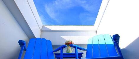 Standard Double Room, Balcony, Mountain View | Outdoor dining