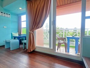 Firemannsrom – deluxe, balkong, fjellutsikt | Innvendig