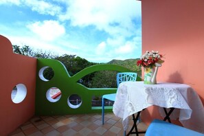 Classic Triple Room, Balcony, Mountain View | Outdoor dining - Jasmine Inn  (Hengchun)