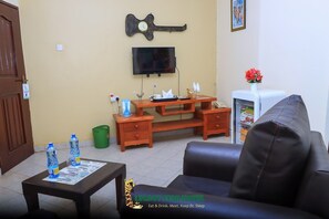 Superior Double Room, City View | Individually decorated, individually furnished, free WiFi, bed sheets