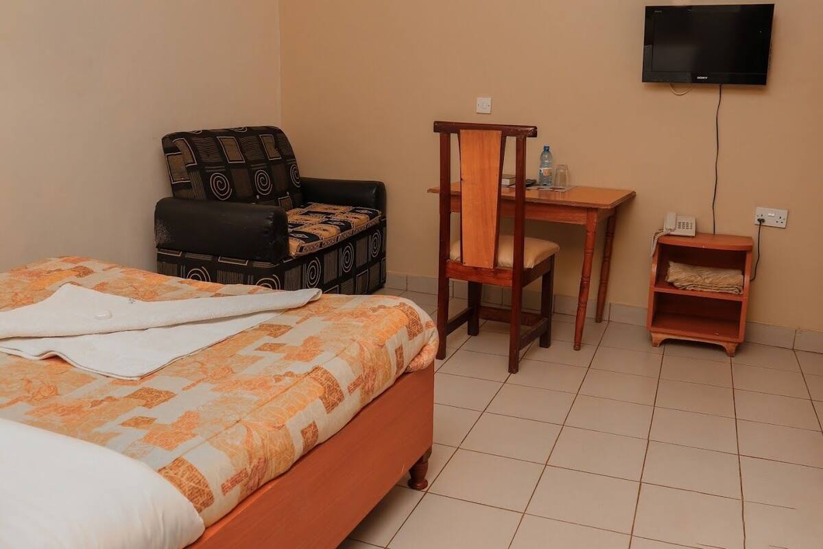 슈피리어 더블룸, 시내 전망 | 무료 WiFi, 각각 다른 스타일의 인테리어, 각각 다르게 가구 비치, 침대 시트