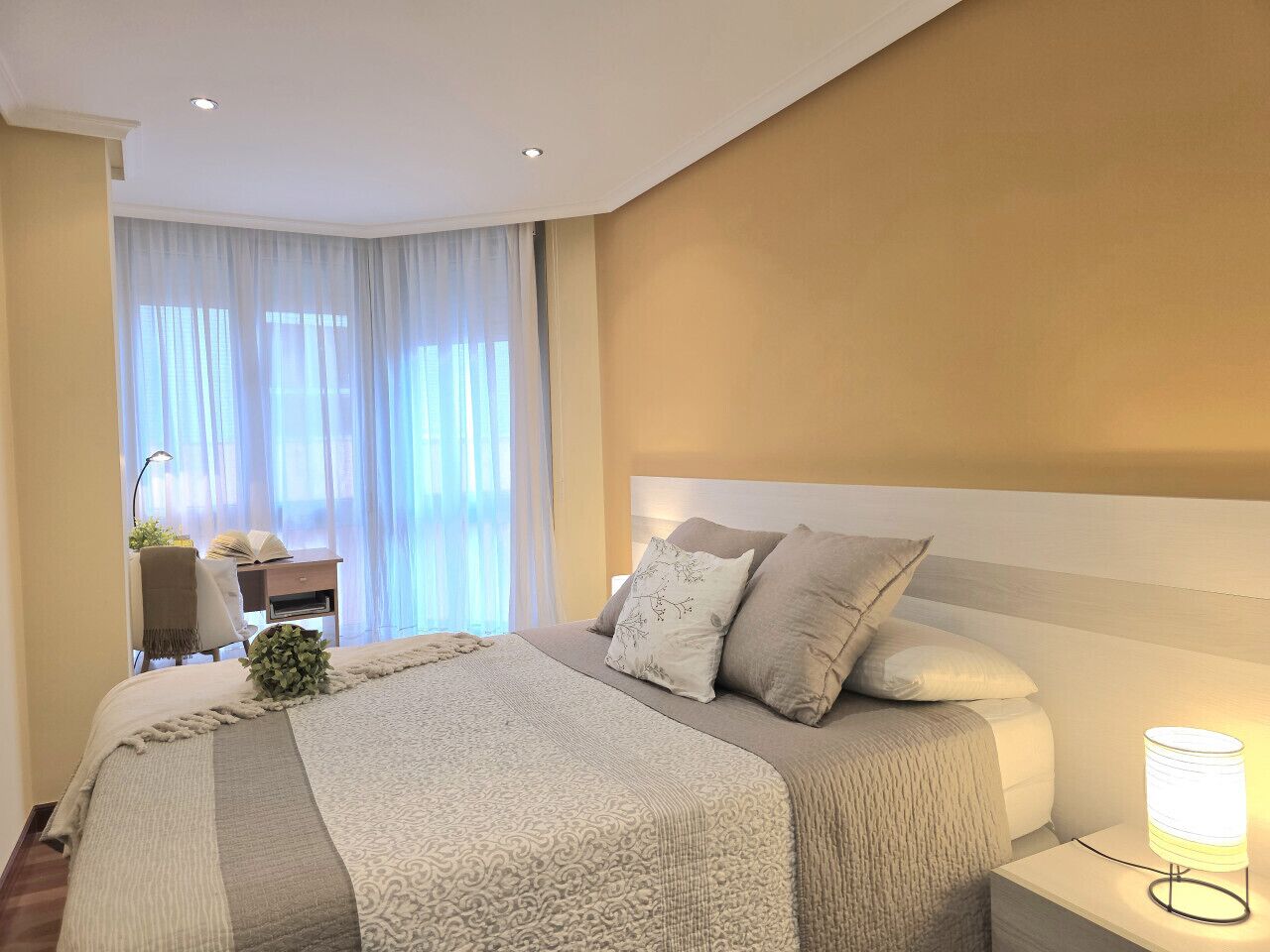 2 dormitorios, tabla de planchar con plancha, wifi y ropa de cama