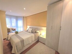 2 bedrooms, iron/ironing board, WiFi, bed sheets - Apartamento acogedor - Santona 3021 (Santoña)