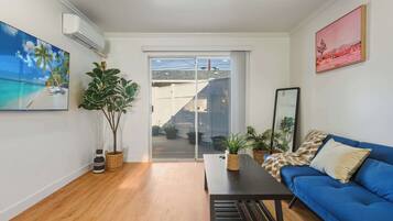 House | 4 bedrooms, Internet