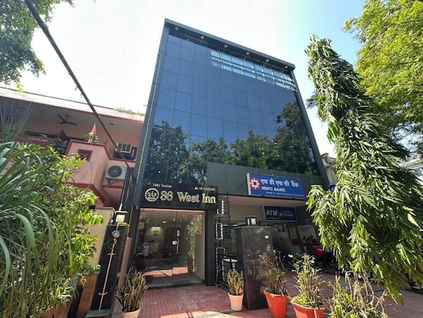 Exterior - HOTEL 36 WEST INN (Delhi)