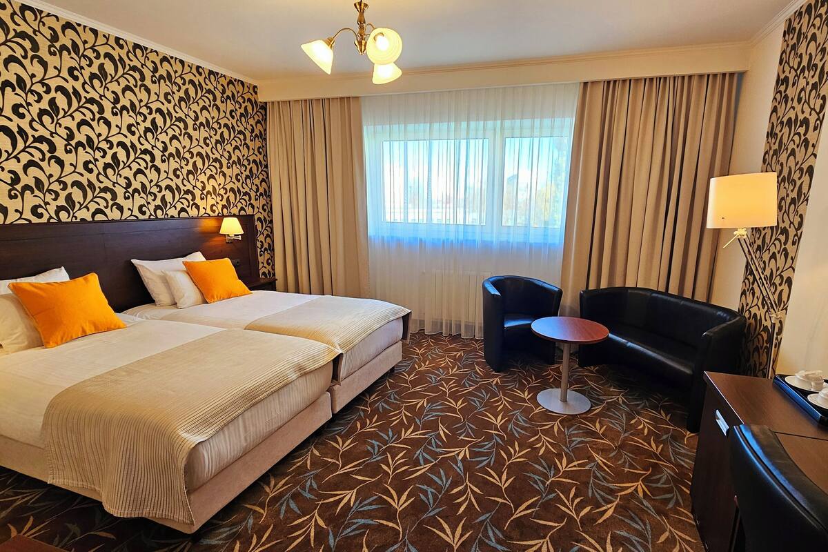 Comfort Twin Room | Individually decorated, desk, laptop workspace, free WiFi