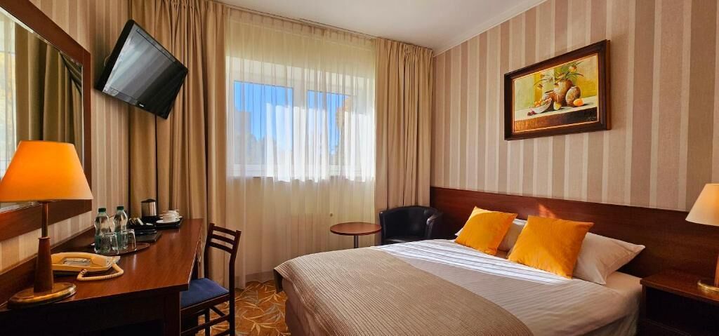 獨特裝潢、書桌、筆電工作空間、免費無線上網