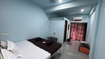 Habitación Deluxe doble | Escritorio, espacio para trabajar con un portátil, wifi gratis