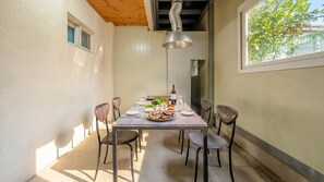 1 bedroom, free WiFi - Gyeongju Bomun Arno Pool Villa (Gyeongju)