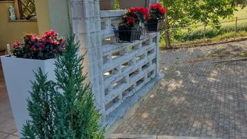 Apartment, 2 Schlafzimmer, barrierefrei, Balkon | UnterkunftsgelÀnde