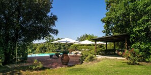 Terrace/patio - Casa Oliveta - Tuscan Charm and Private Pool in the Heart of Chianti (Toscana)