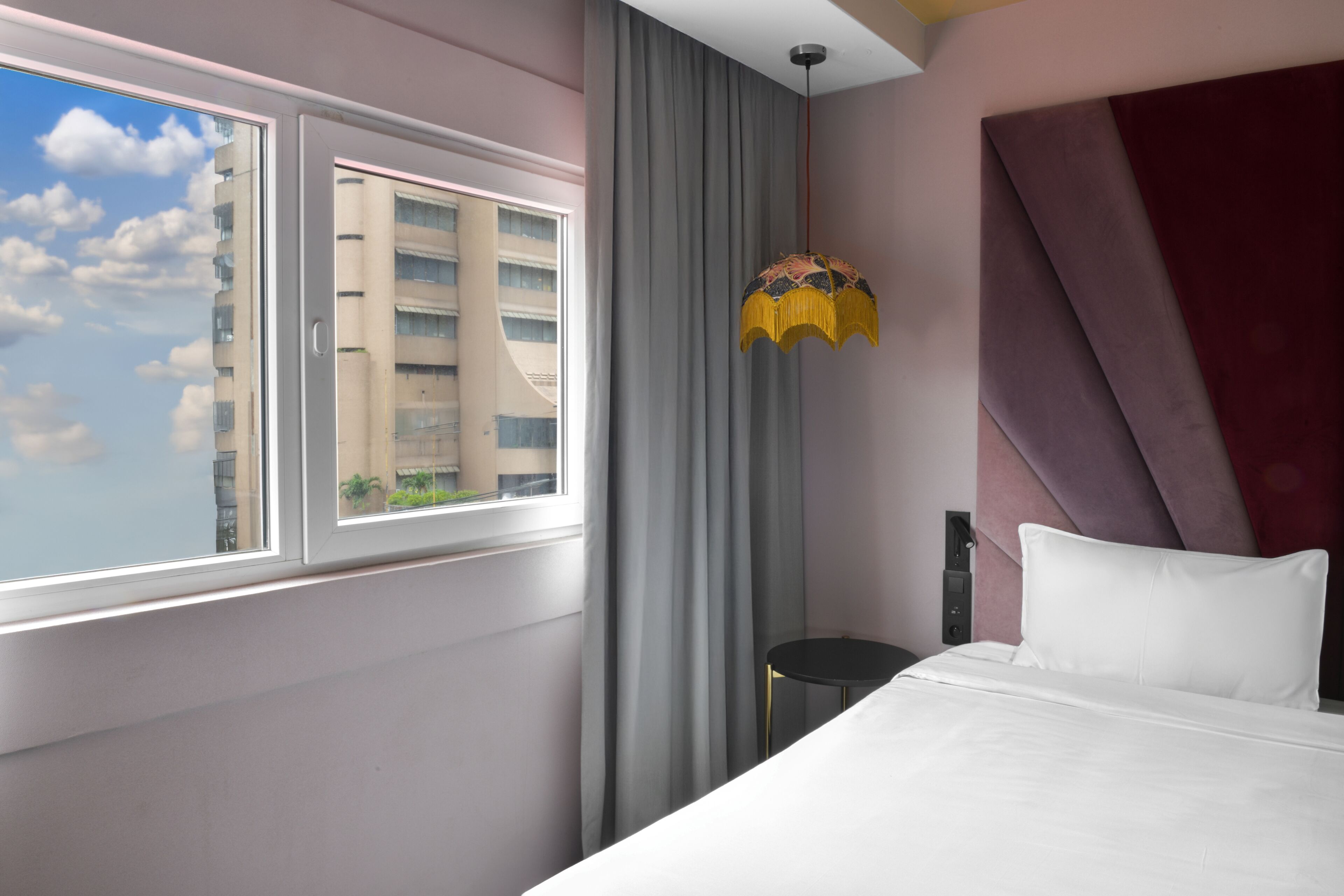 Chambre Standard, 1 très grand lit | Literie hypoallergénique, minibar, coffres-forts dans les chambres