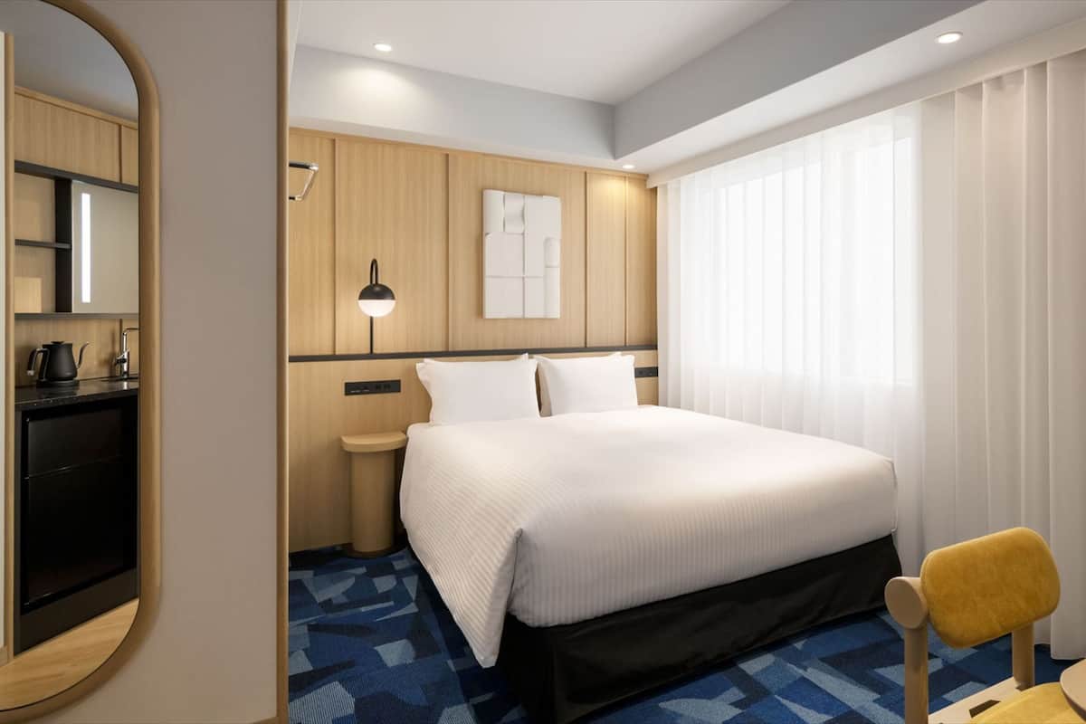 Comfort Room, 1 Queen Bed