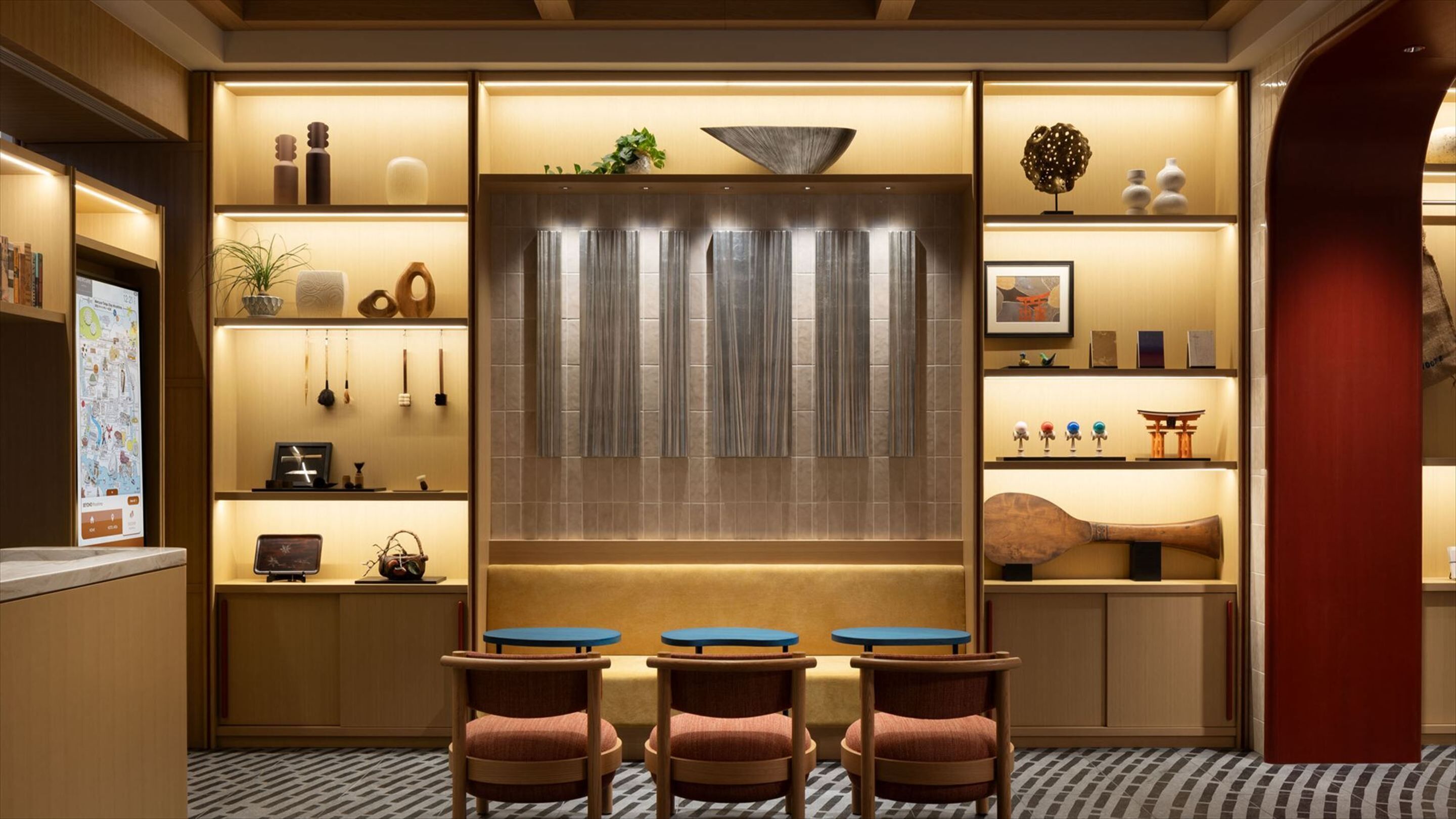 Lobby lounge