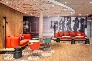 Habitación estándar, varias camas | Insonorización y wifi gratis 