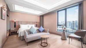 Deluxe Room, 1 Katil Raja (King) | Dapur peribadi | Cerek elektrik 