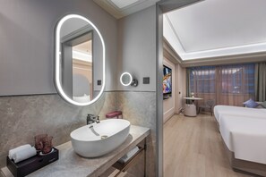 Deluxe Room, 2 Single Beds | Premium bedding, down duvets, pillow-top beds, free minibar - Mercure Zhangjiajie Tianmen Mountain (Zhangjiajie)